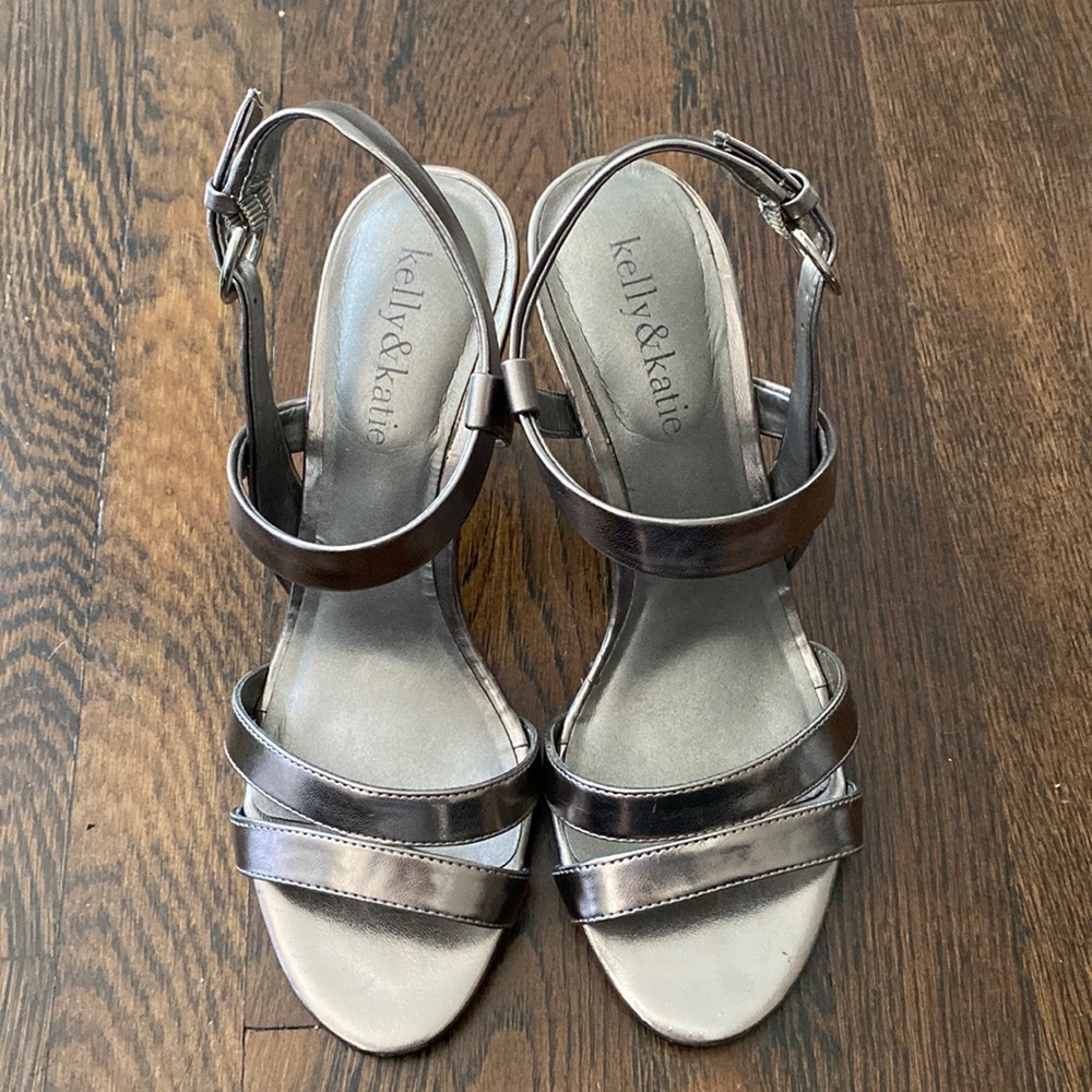 Kelly & Katie womens strappy high heels